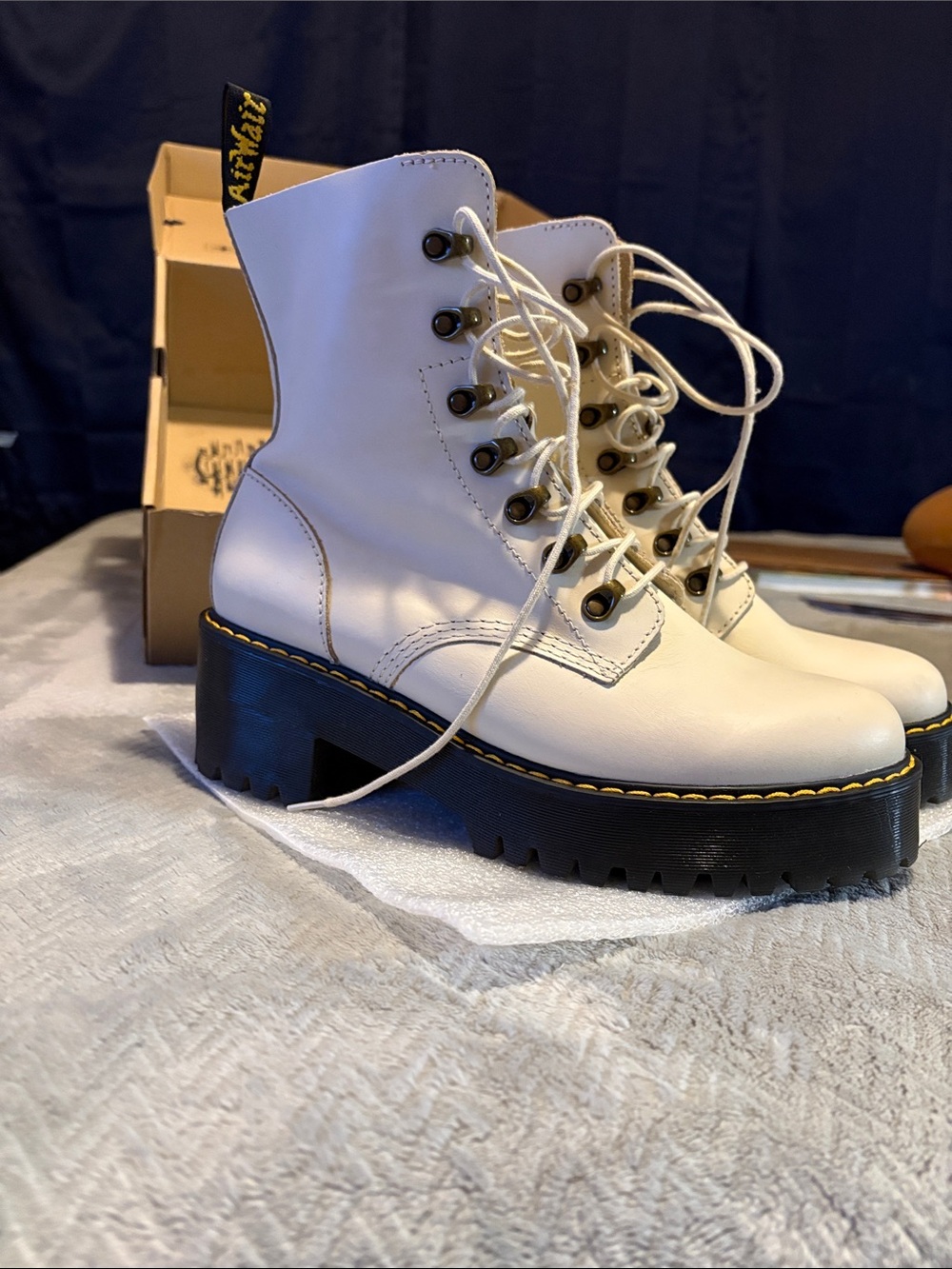 Pre-Loved Doc Martens Leona Women’s Leather Heeled Boots - Bone
